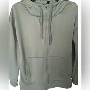 Women's full zip Mondetta hoodie in sage green. Soft, relaxed size S. Like new.